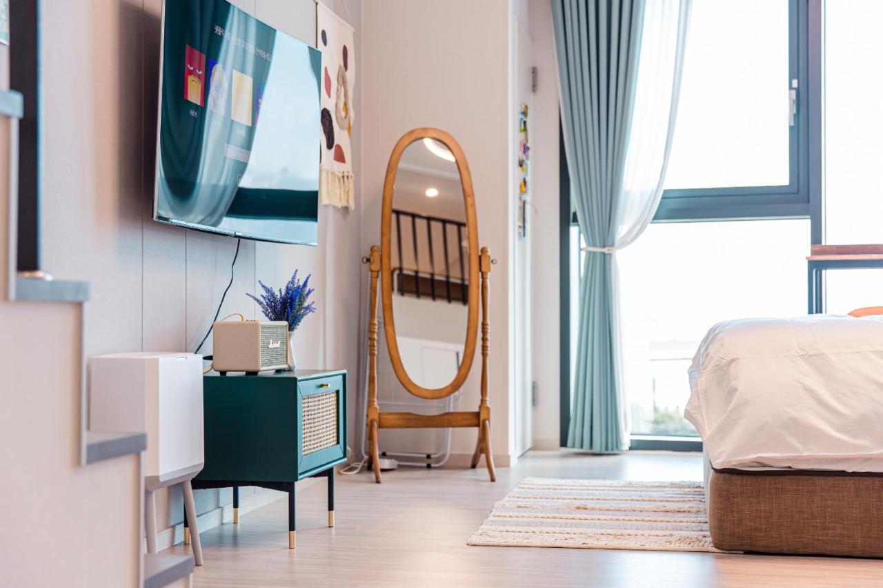 Ocean Marina Suite View Yeosu Esterno foto