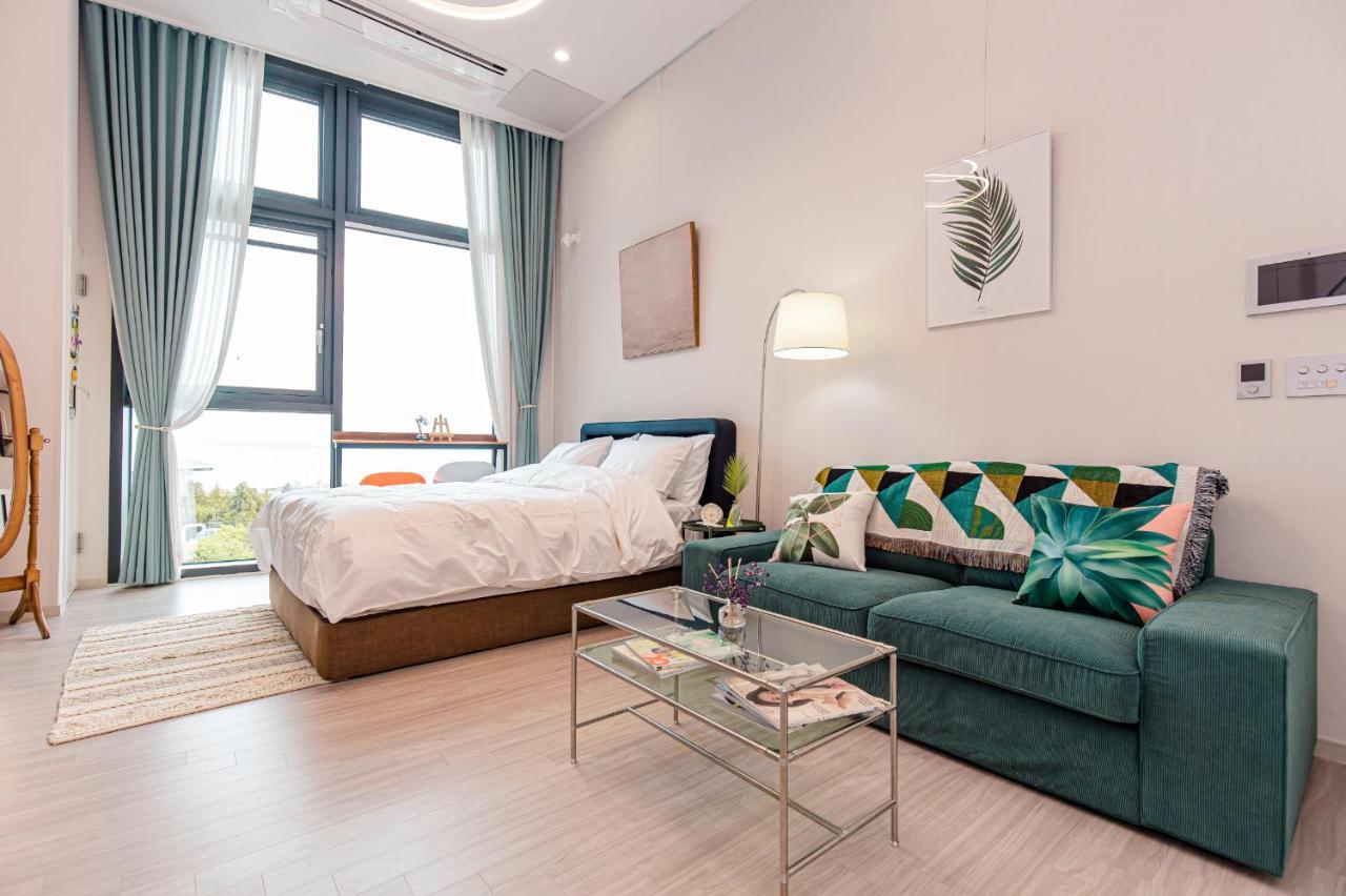 Ocean Marina Suite View Yeosu Esterno foto