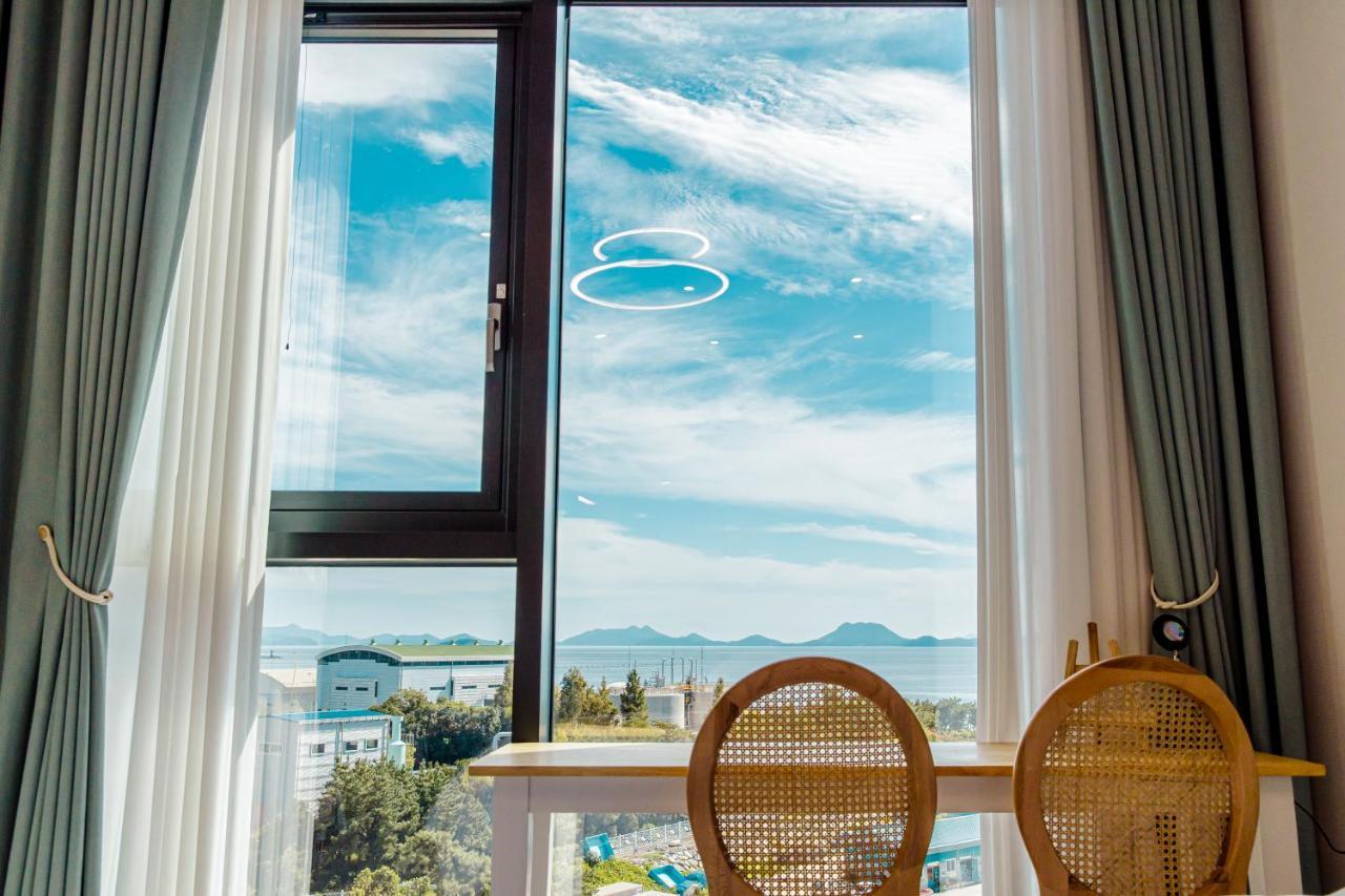 Ocean Marina Suite View Yeosu Esterno foto